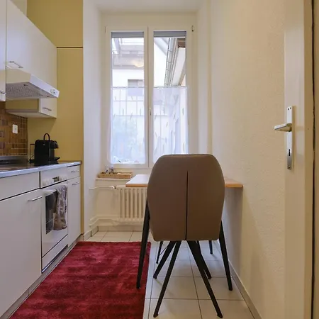 Stilvolles Im Zuercher Trendquartier *