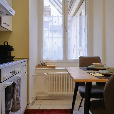 Stilvolles Im Zuercher Trendquartier Appartement
